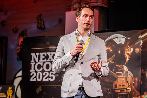 Op maat gemaakte kunststofproducent met een innovatieve AI methode