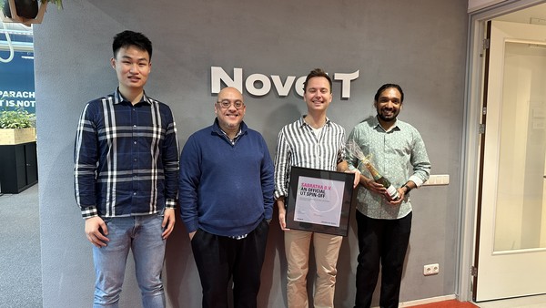 Geïntegreerde fotonica-chiptechnologie voor een draadloze en telecommunicatierevolutie